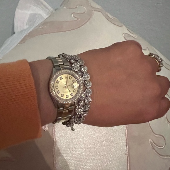 Ladies Rolex 26mm Diamond Watch! Sale! Mint! - Picture 2 of 3